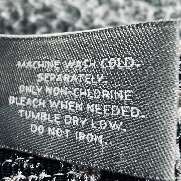 Chicos Travelers Womens Top 2 Large Black Cream Animal Print Sleeveless Shirt‎ - Picture 4 of 7